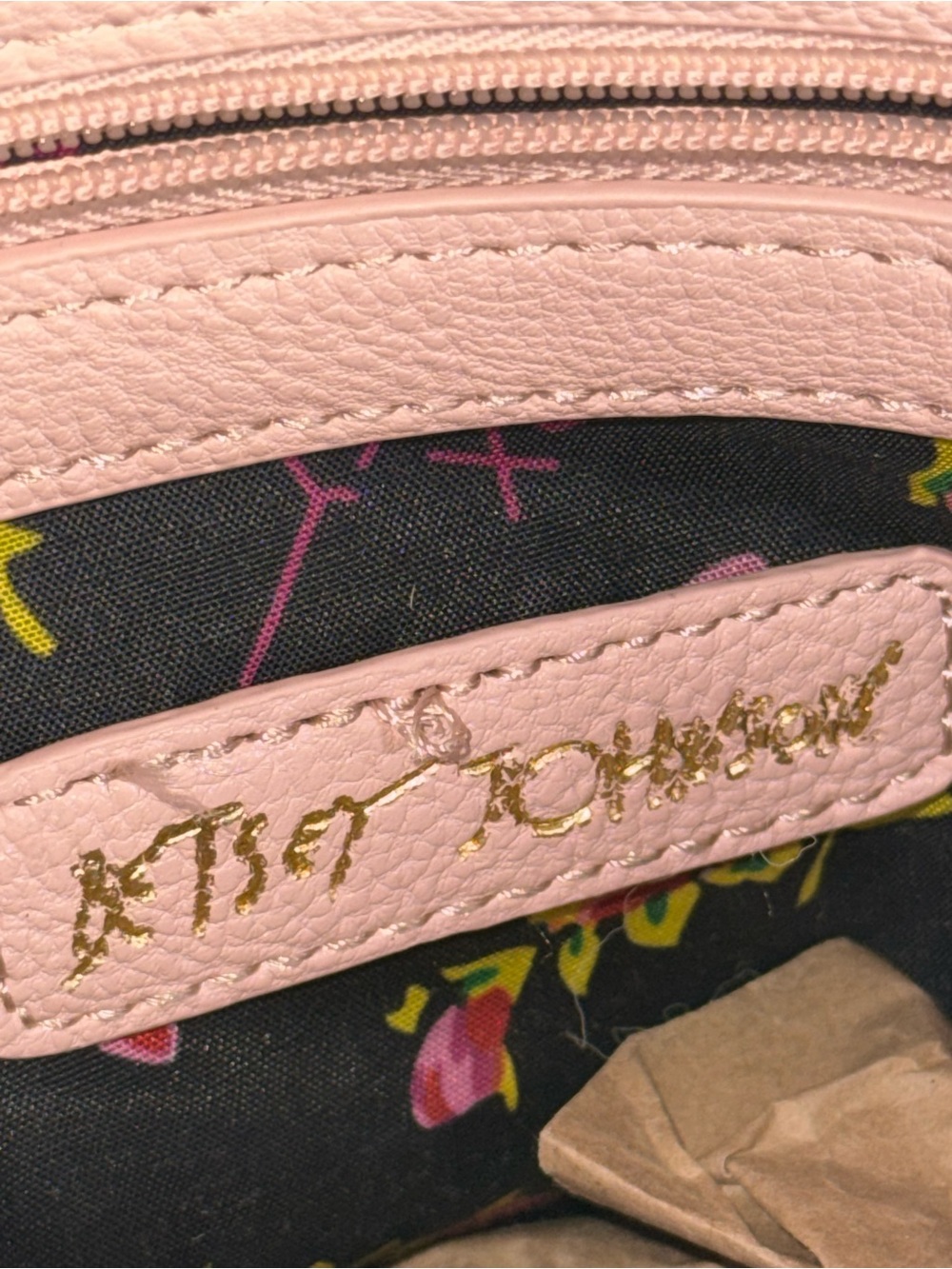 Betsey Johnson Pink Bow Front Backpack - Picture 3 of 17